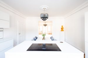 Daniela Steinbach-Wirtz_interior_design Altbauexperte Altbausanierung Altbau Immobilien Projektentwicklung Real Estate Handwerker Real Estate Broker Mauriel Invest Daniela Steinbach-Wirtz Hausschutzengel Mauriel Interior Design heavenly real estate & lifestyle Denkmalschutz Sanierung Mehrfamilienhaus Köln Lindlar Bergisch Gladbach