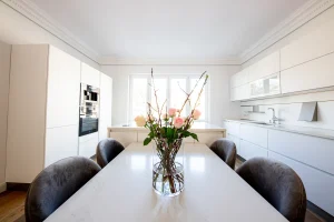 Altbauexperte Altbausanierung Altbau Immobilien Projektentwicklung Real Estate Handwerker Real Estate Broker Mauriel Invest Daniela Steinbach-Wirtz Hausschutzengel Mauriel Interior Design heavenly real estate & lifestyle Denkmalschutz Sanierung Mehrfamilienhaus Köln Lindlar Bergisch Gladbach